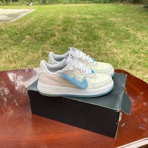 Shoes uv forces